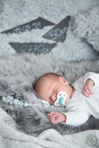 51_Newborn_baby_babyfotografin_fotografin_auroraphotoralis_th&uuml;ringen_germany_schwangerschaft_babybauchfotografin